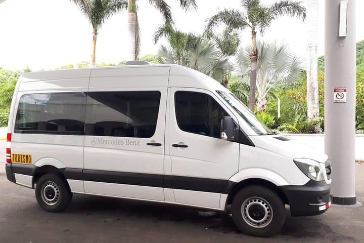 Transfer from JW Marriott Guanacaste Resort & Spa to Liberia Airport (LIR)