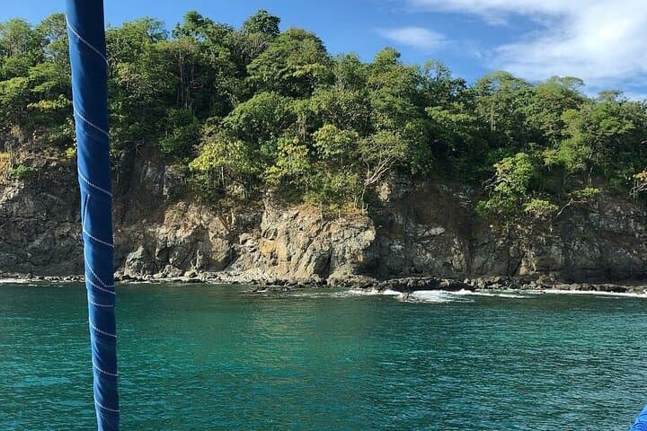 8 - Hour All-Inclusive Catamaran Sailing Tour from Tamarindo