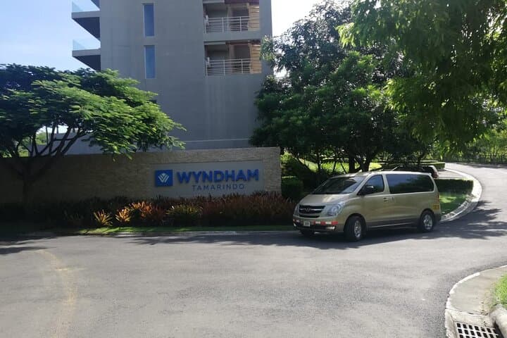 Liberia Airport To Tamarindo Costa Rica - Shuttle Service