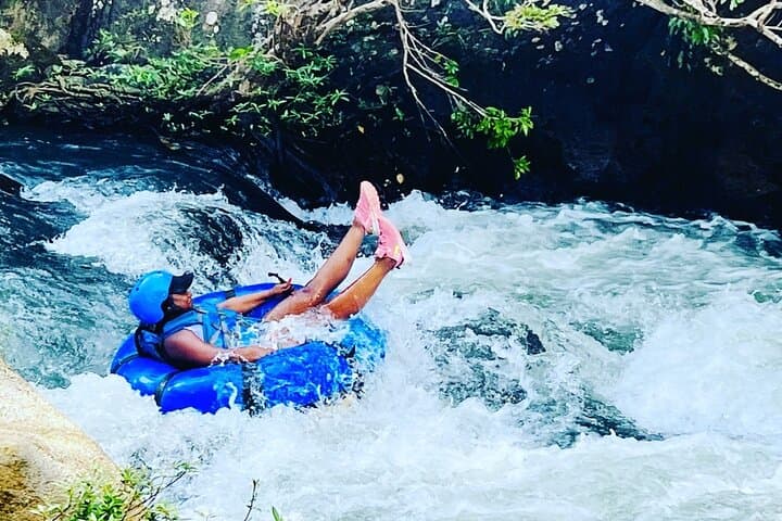 Adventure Combo: Tubing and Ziplining in Rincon de la vieja