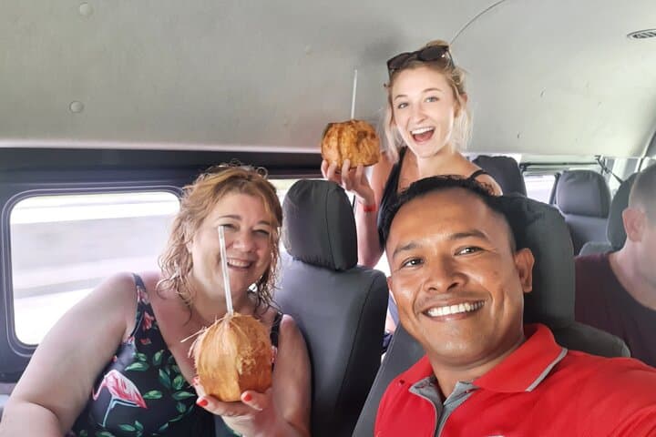 Airport pick up and drop off