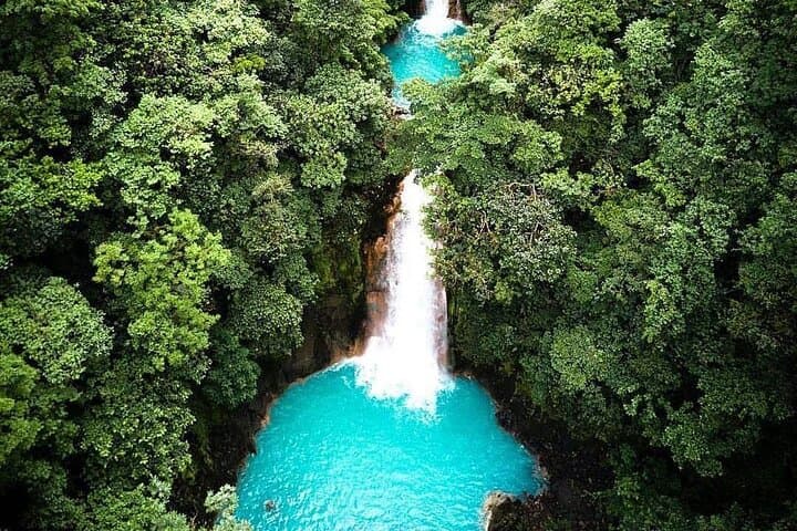 Rio Celeste Hiking, Sloth Sanctuary & Llanos de Cortes Waterfall Tour