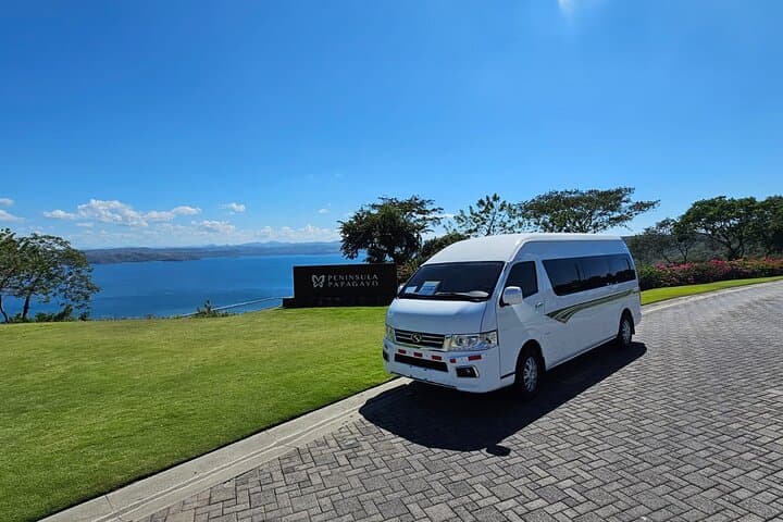 Private Transfer From Liberia Airport To Selina Tamarindo