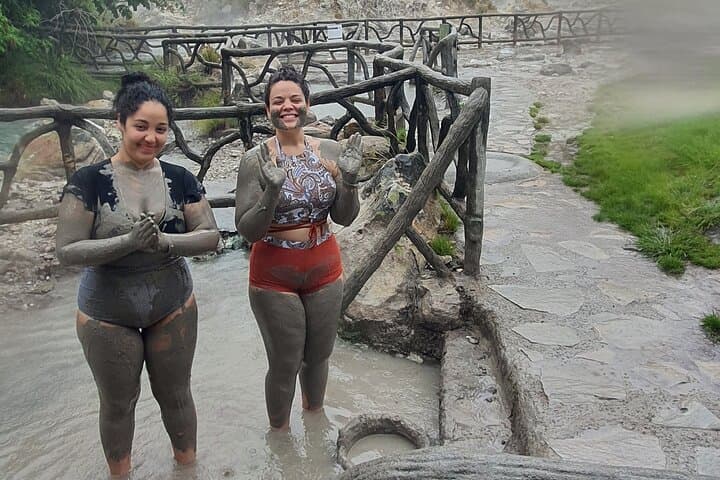 Rainforest-sloths-frogs-hanging toast-mud bath-hotspring