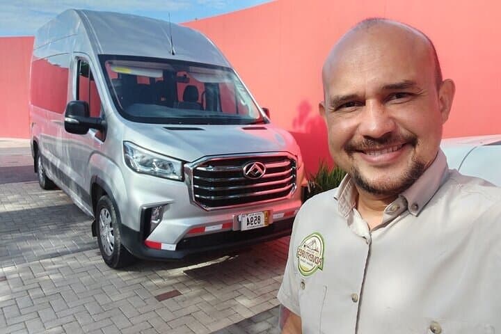 Transportation from Tamarindo beach to La Fortuna